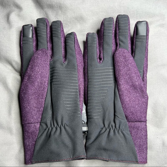 Lululemon City Keeper Gloves NWT S/M Purple Black (HTGT) *Fleece Lined - Picture 7 of 16